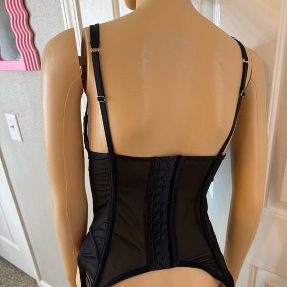 Maidenform Lingerie Garter Bustier Top - Picture 5 of 6